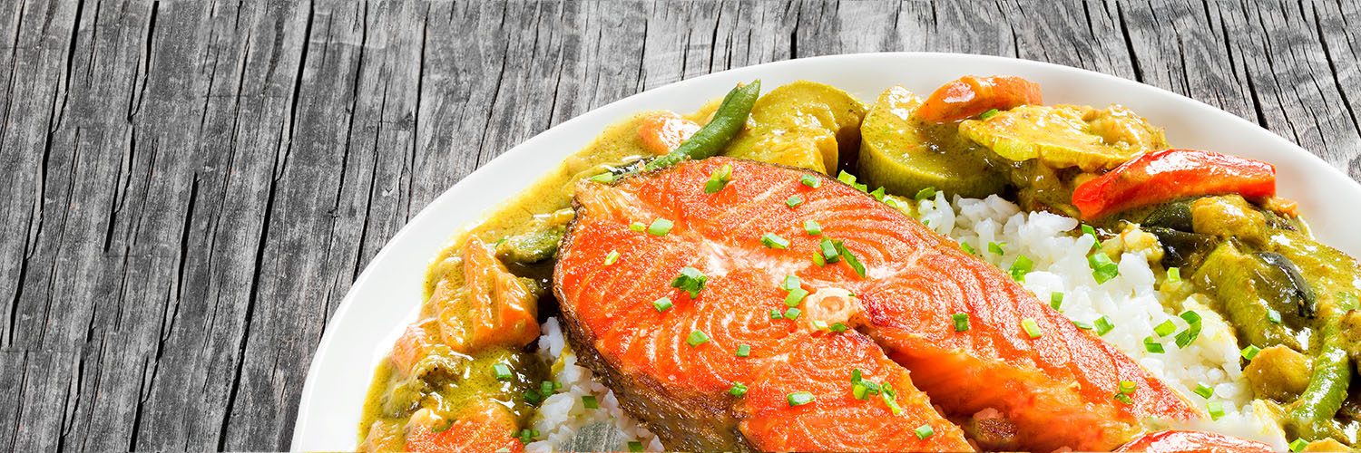 fried steak of red fish with rice and homemade curry